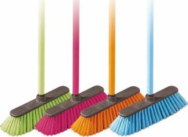 Smetk s hol 130cm plast.
